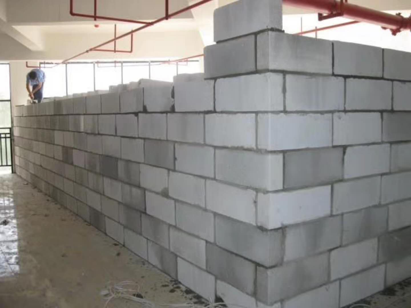 沂水蒸压加气混凝土砌块承重墙静力和抗震性能的研究